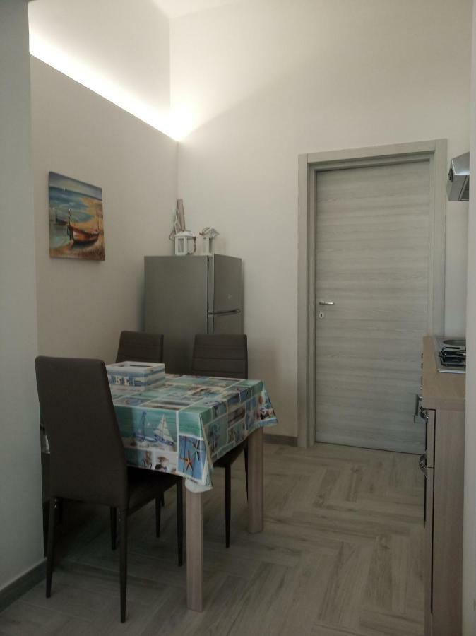 Acquazzurra Affittacamere Torre Lapillo Exterior foto
